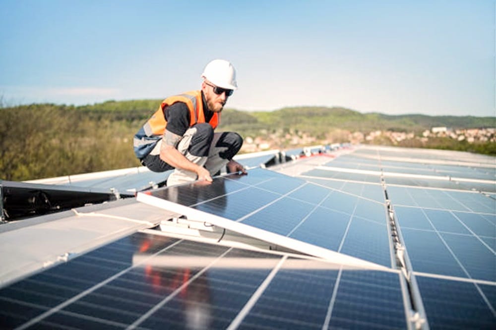 Sun on Your Roof: Assessing Compatibility for Solar Panel Installation