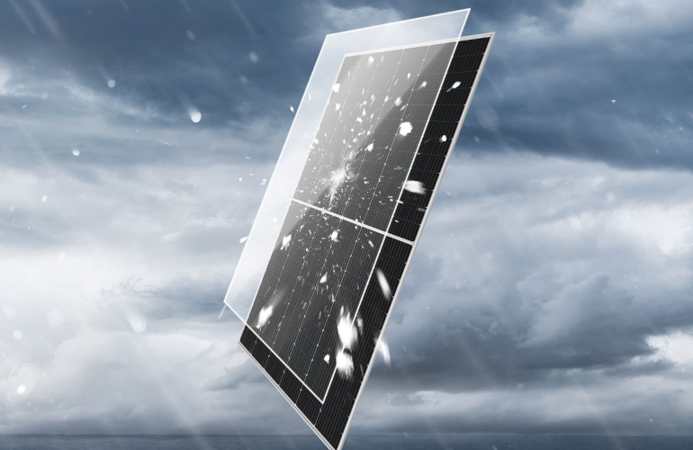 LONGi's new bifacial module uses thicker glass to better withstand hail damage