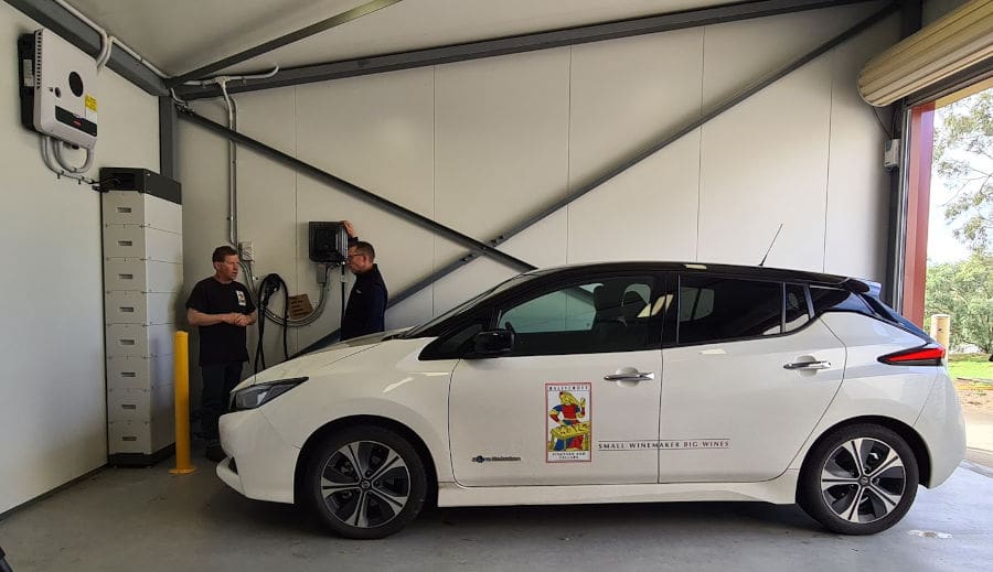 Nissan Leaf with bi-directional charging and Fronius BYD solar battery