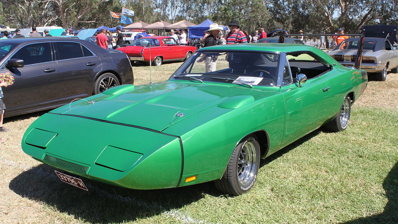 21 Awesome V8 Muscle Cars You'll Regret Not Having in Your Garage - Tesla Tale