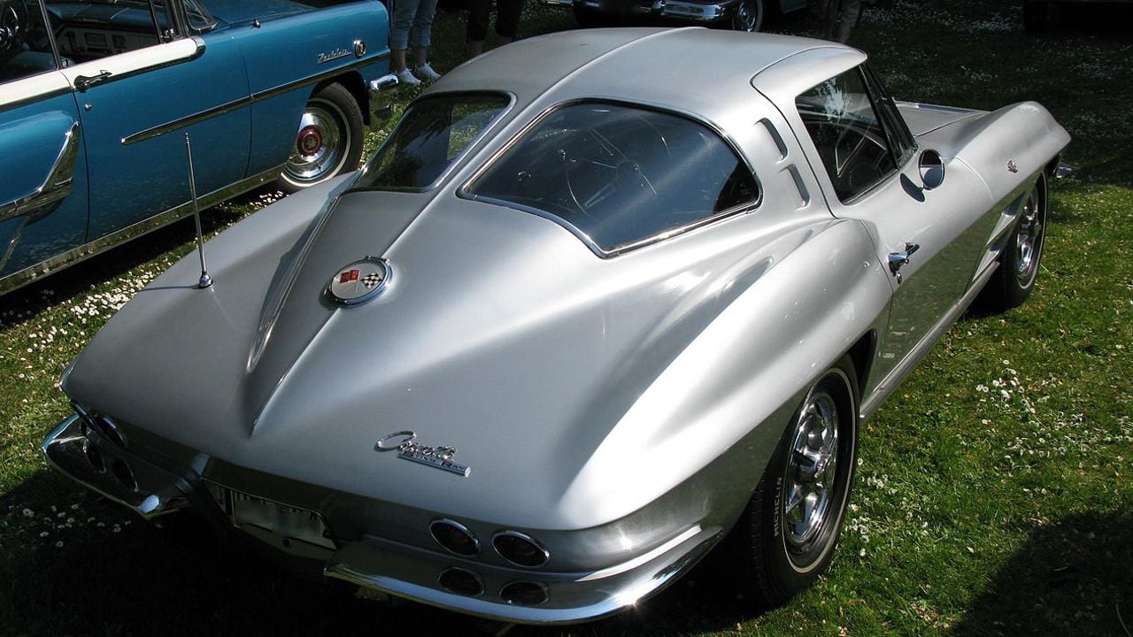 1963 Chevrolet Corvette C2 Stingray