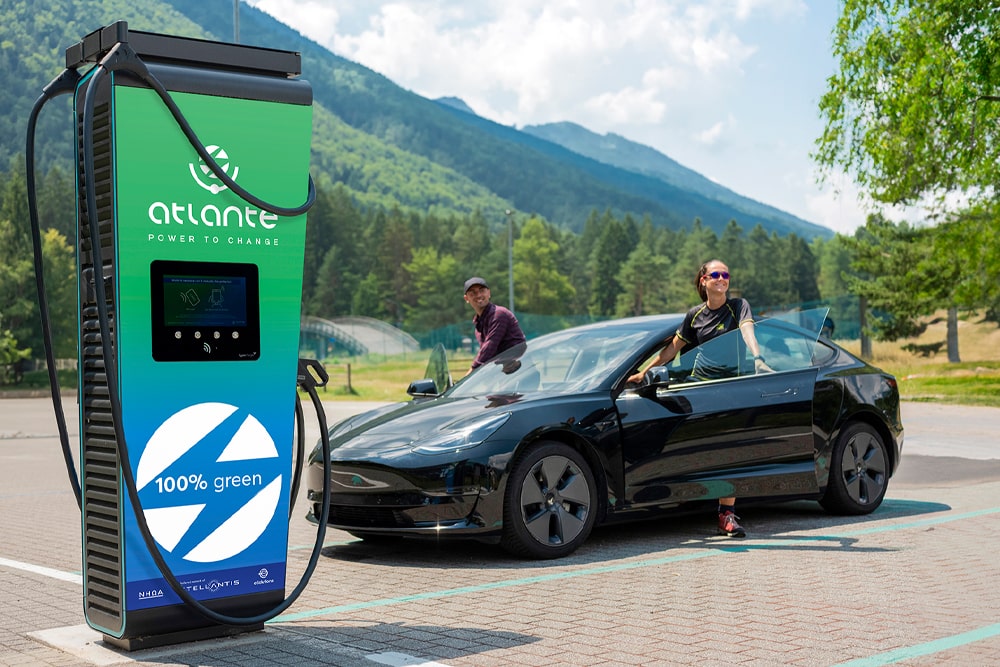 Atlante equips Turin Airport with charging infrastructure - electrive.com